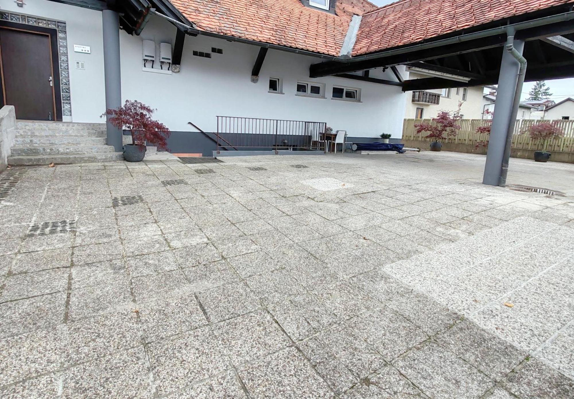 Lucky Center Ljubljana Leilighet Eksteriør bilde